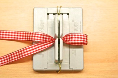 How to make a bow