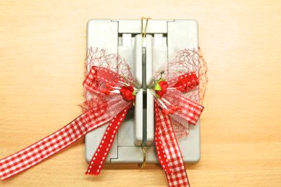 ribbon bow making 
