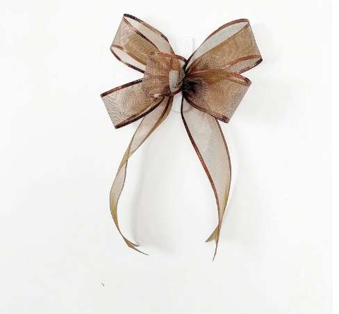 A Simple, Sheer Traditional Bow to make a Wine Bottle Pretty