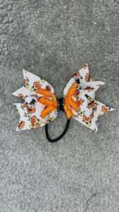 How to make the cutest little Halloween hair bow – Video