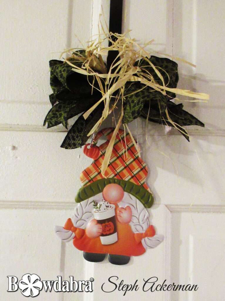 How to decorate a pretty little gnome with Bowdabra