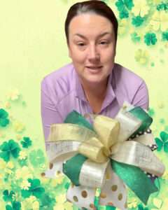 Video DIY – How to make the best St. Patty’s Day bow